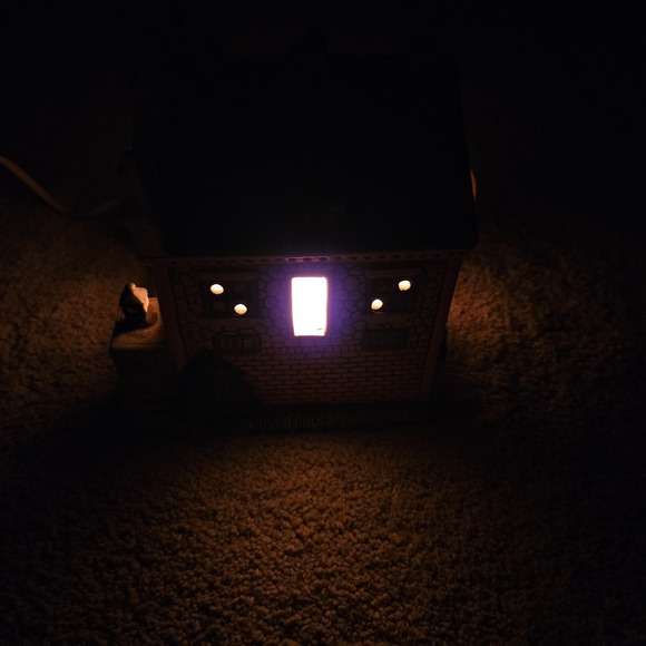 Vintage Lefton Colonial Village Police Station 06344 – 1987 Lighted Building – - Picture 3 of 16